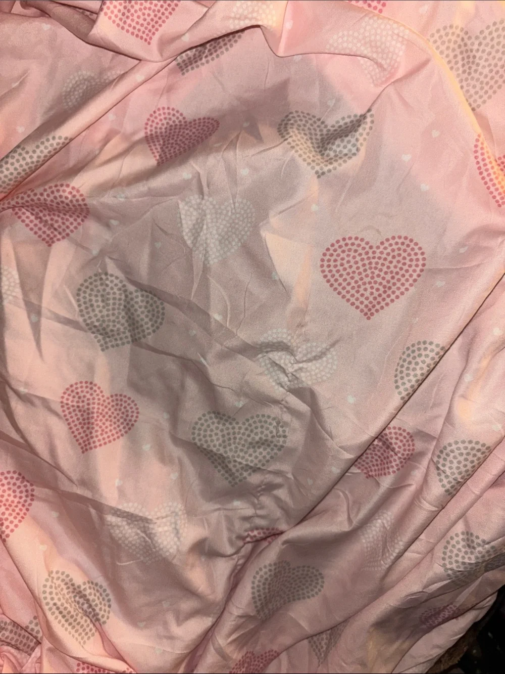 4 diff patterned baby girl crib & pac n play fitted sheets- never used , 2 hats